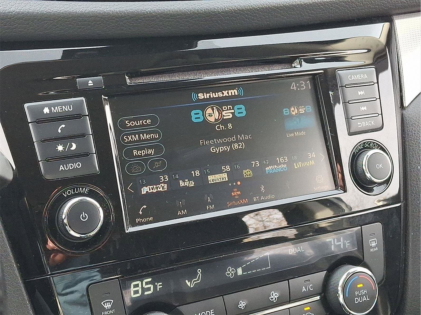 Used 2020 Nissan Rogue Sport SV w/ Technology Package image 16