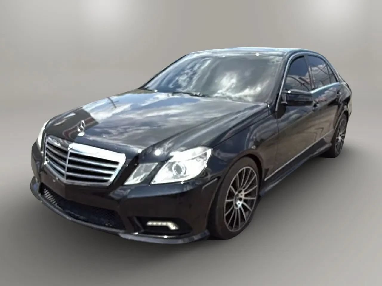 Used 2011 Mercedes-Benz E 350 Sedan image 1