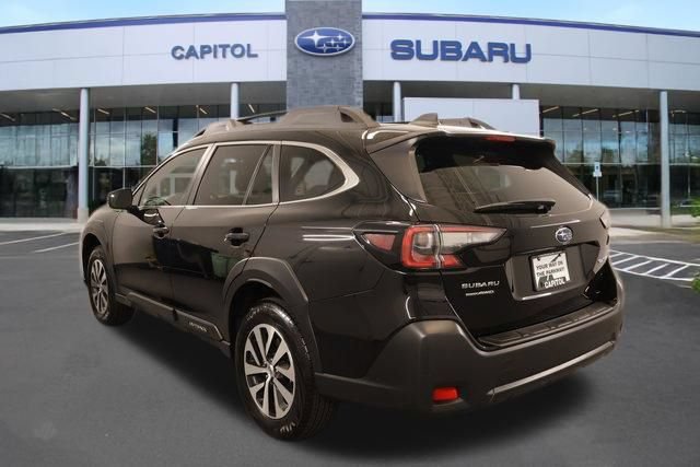 Certified 2025 Subaru Outback Premium AWD/4WD image 5