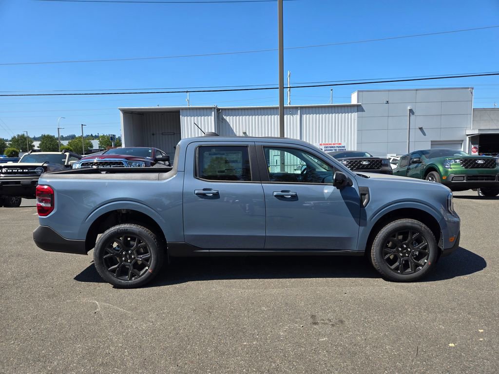 Used 2025 Ford Maverick Lariat w/ Black Appearance Package image 4