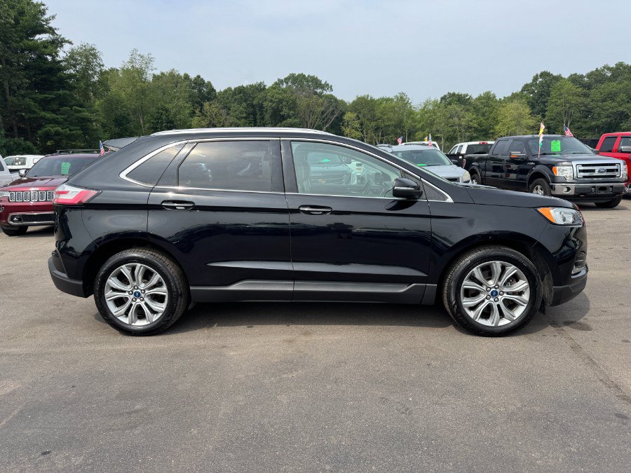 Used 2019 Ford Edge Titanium AWD/4WD image 6