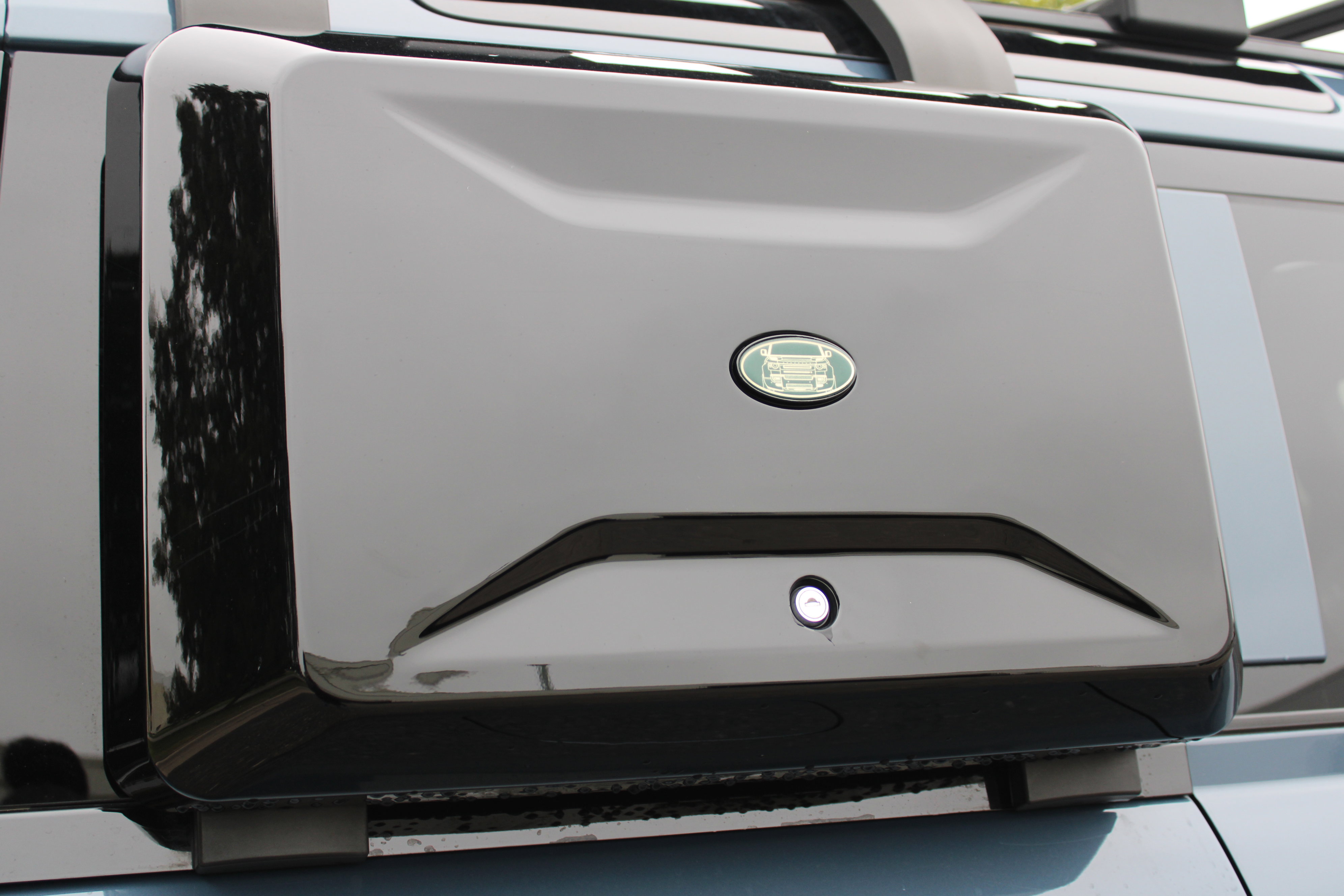 Used 2024 Land Rover Defender 110 S image 73