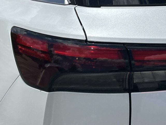 New 2027 INFINITI QX60 Luxe w/ Cargo Package FWD image 12