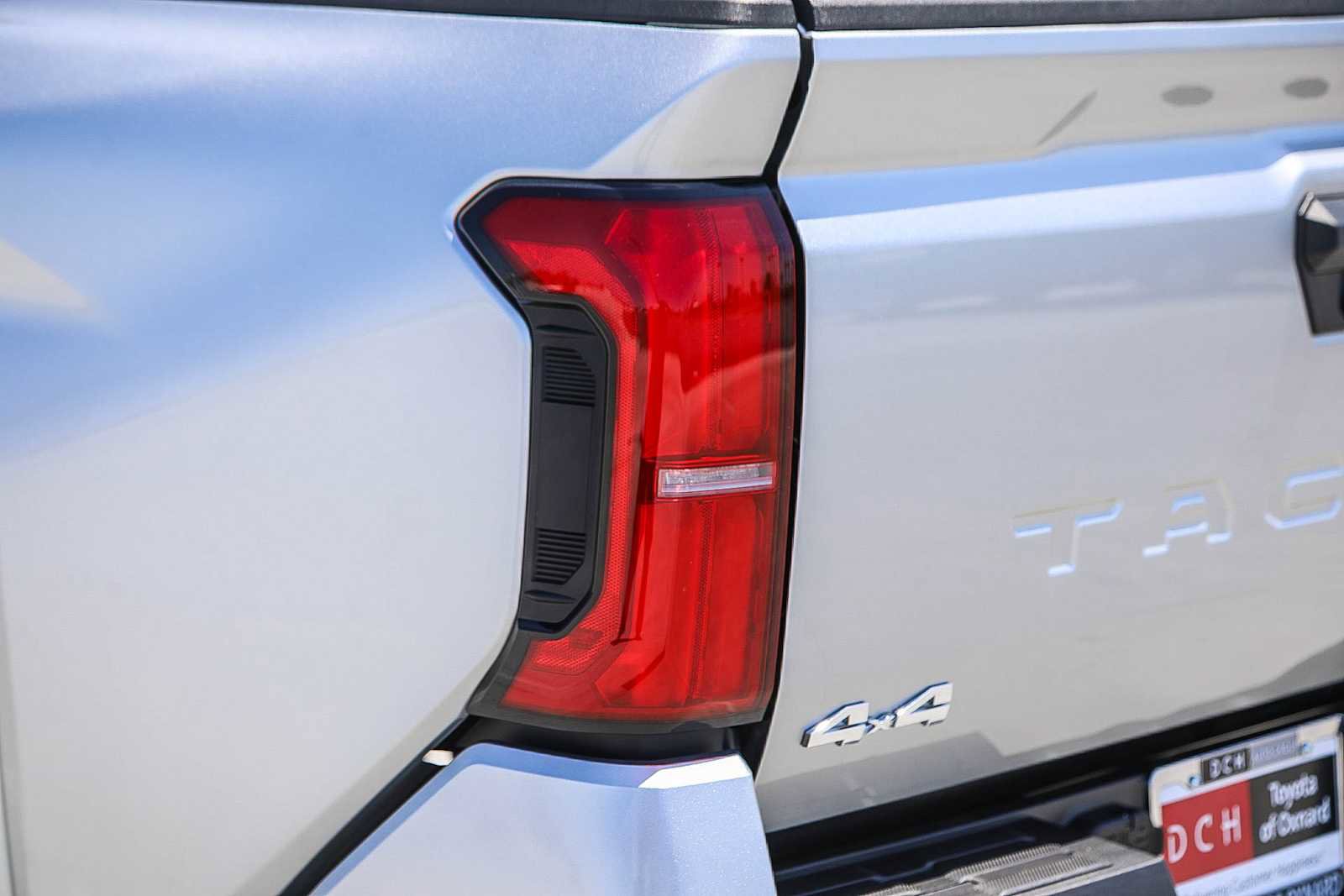 New 2026 Toyota Tacoma SR5 AWD/4WD image 9