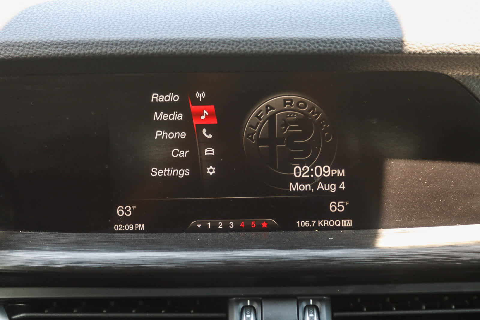 Used 2019 Alfa Romeo Stelvio RWD image 15