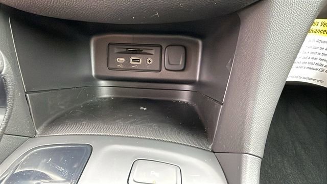 Used 2024 Chevrolet Equinox RS w/ RS Leather Package image 17