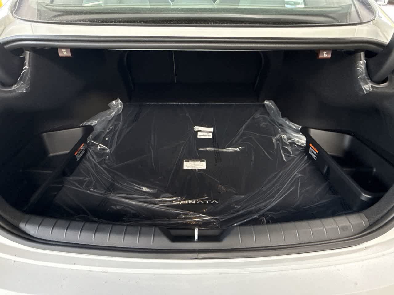 Used 2026 Hyundai Sonata SE FWD image 25