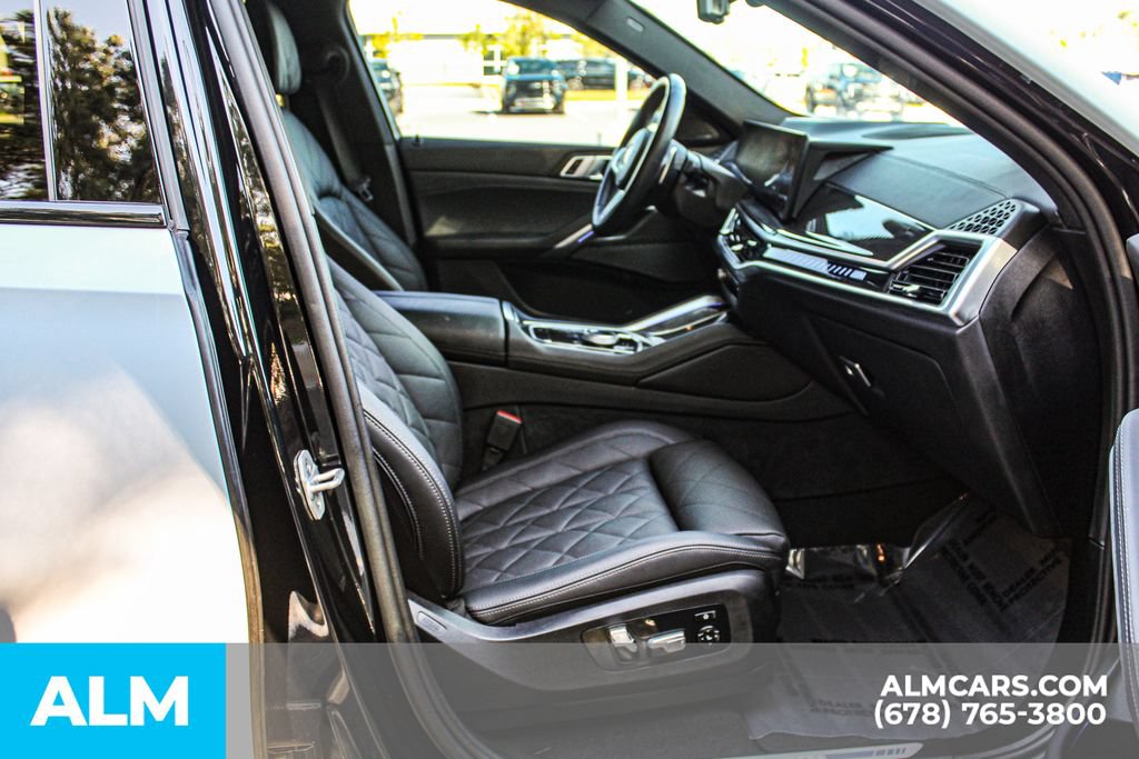 Used 2025 BMW X6 M60i AWD/4WD image 20