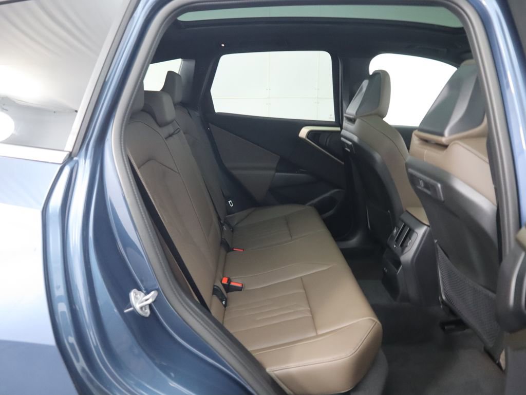 Certified 2025 BMW X3 xDrive30i w/ Convenience Package image 24