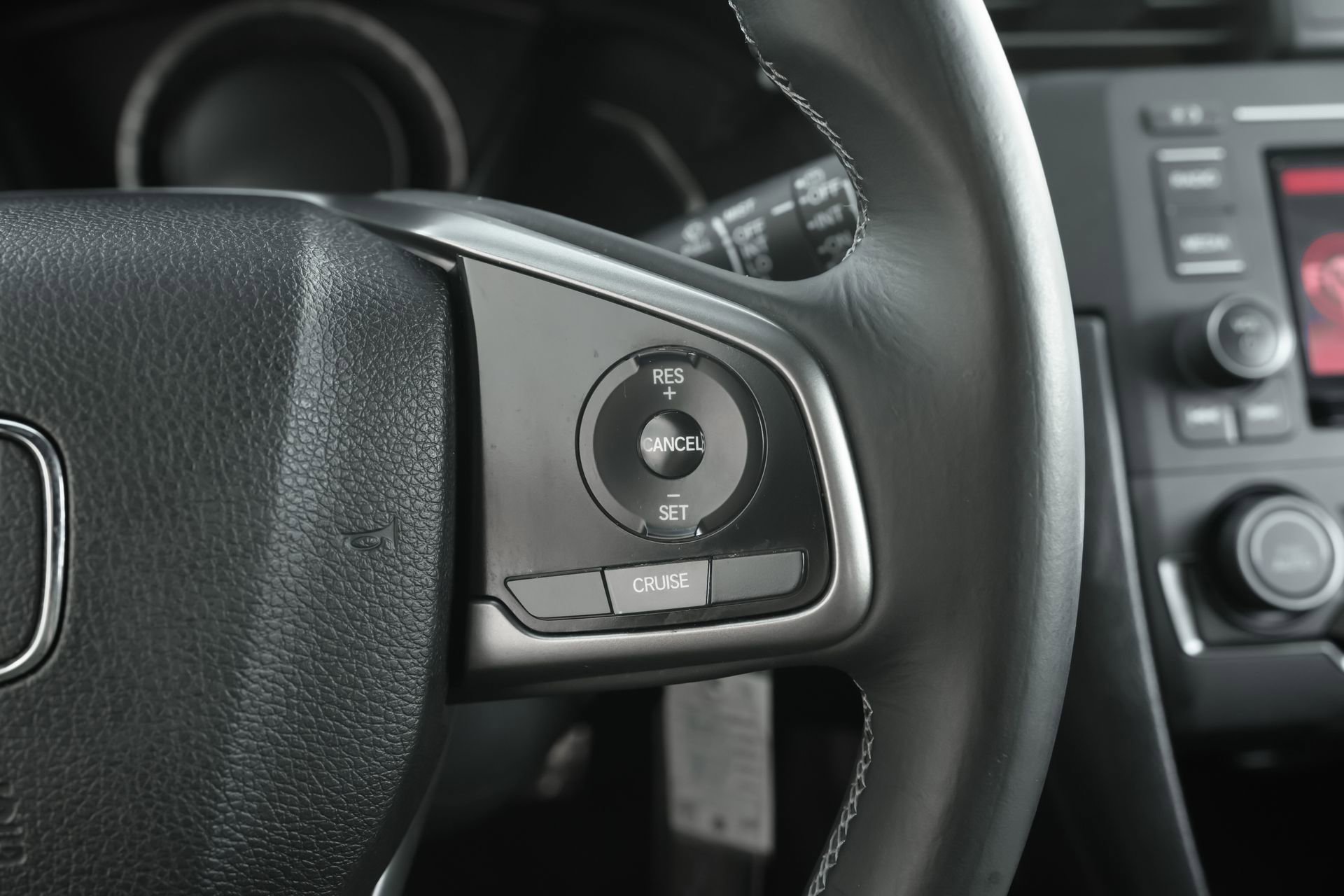 Used 2018 Honda Civic Sport image 19