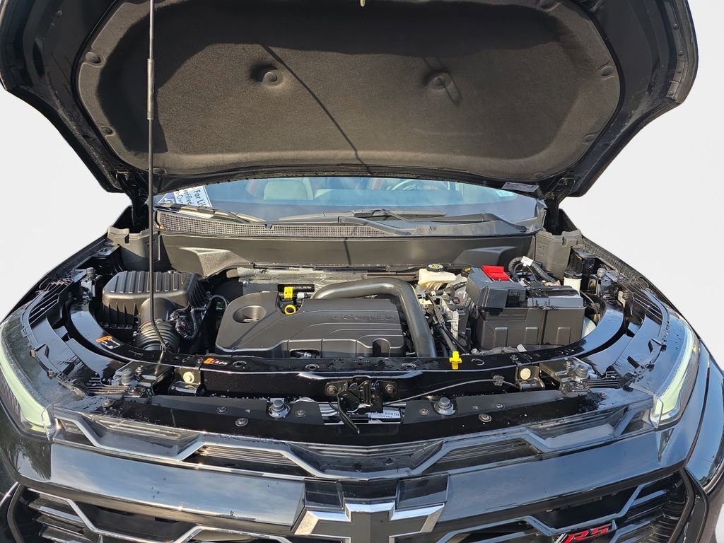 Used 2025 Chevrolet Equinox RS image 24