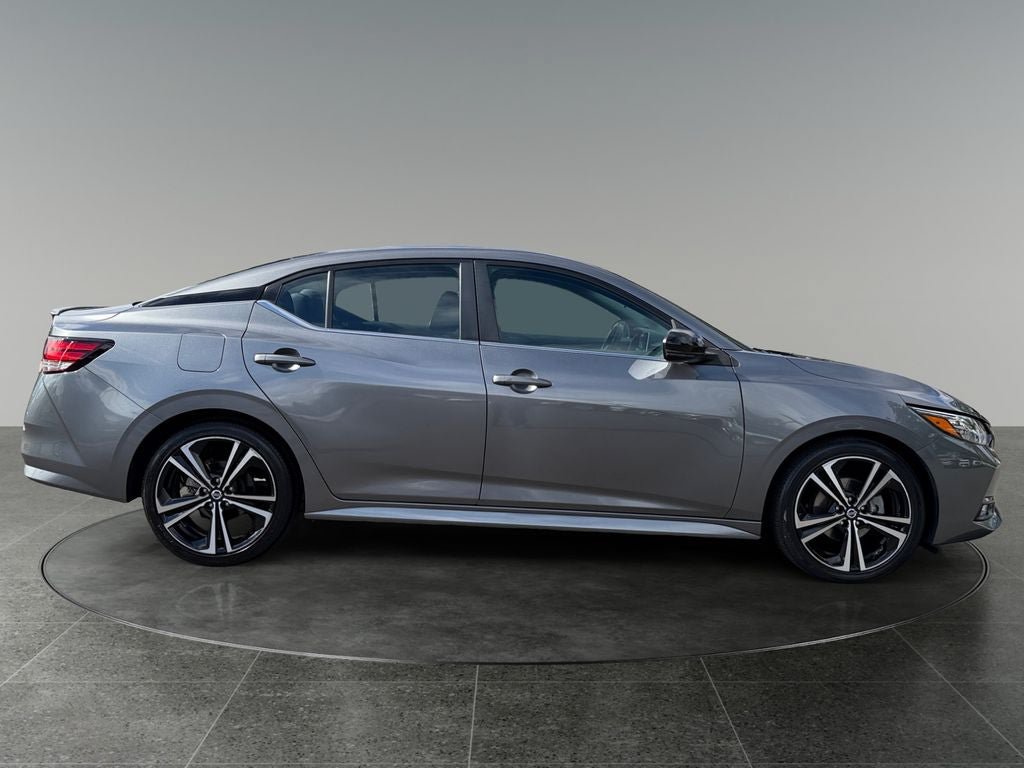 Used 2021 Nissan Sentra SR FWD image 10