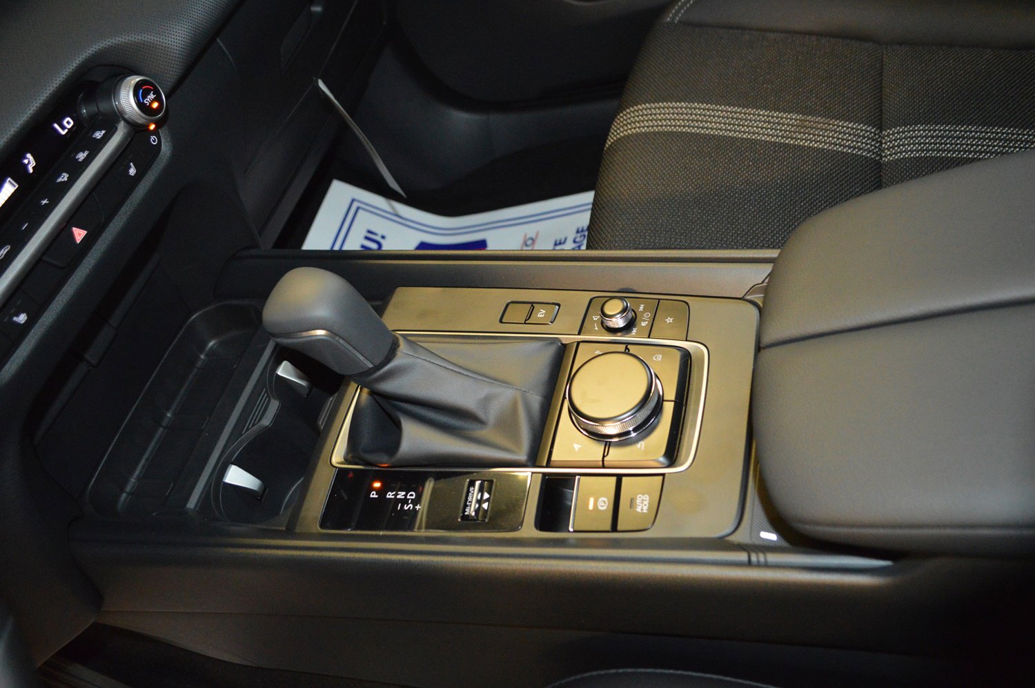 New 2025 MAZDA CX-50 2.5 Hybrid w/ Preferred Pkg image 19