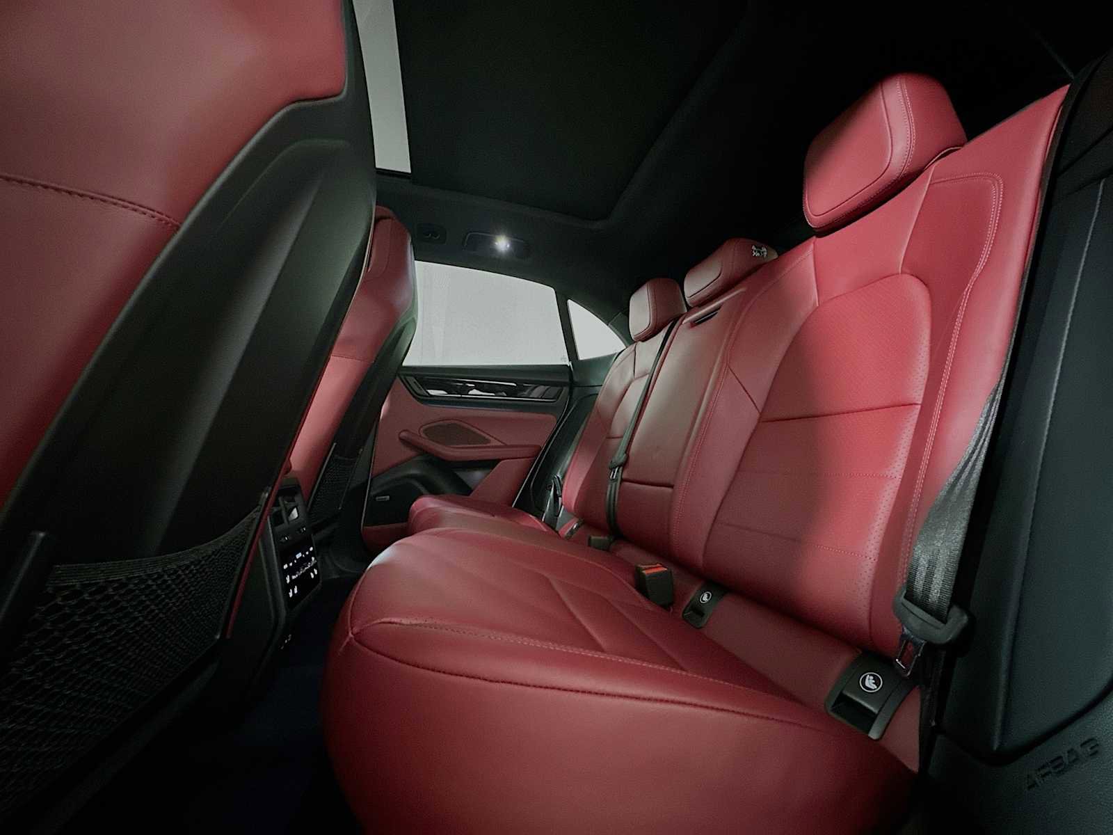 Certified 2025 Porsche Macan 4S Electric image 22