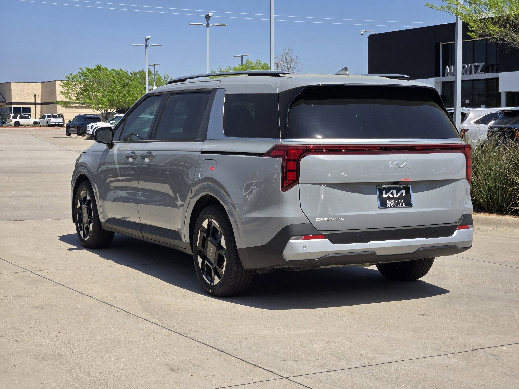New 2026 Kia Carnival EX image 3