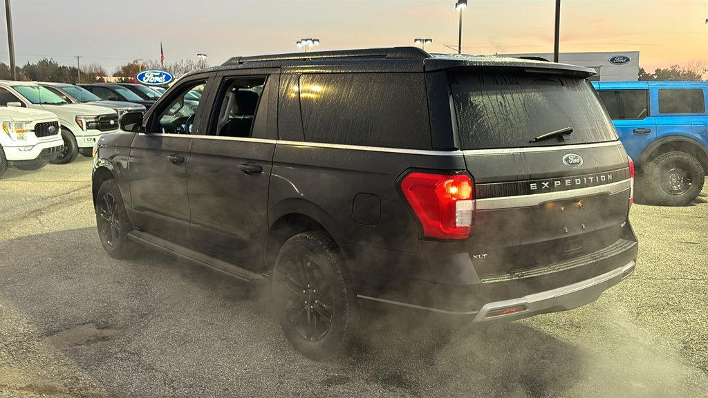 Used 2024 Ford Expedition Max XLT AWD/4WD image 4
