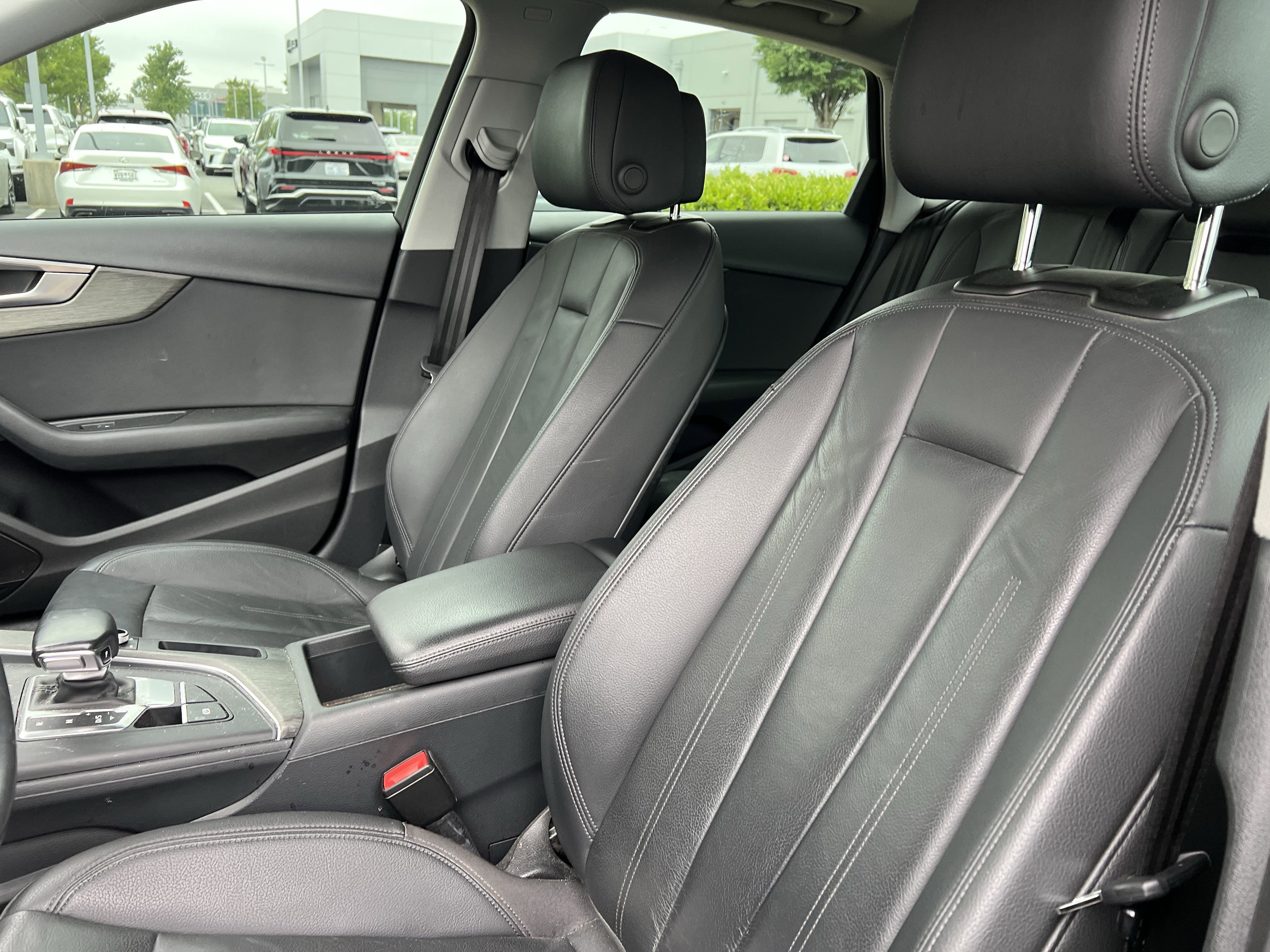 Used 2019 Audi A4 2.0T Premium FWD image 16