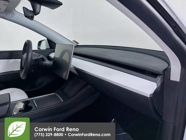 Used 2021 Tesla Model Y Long Range image 28