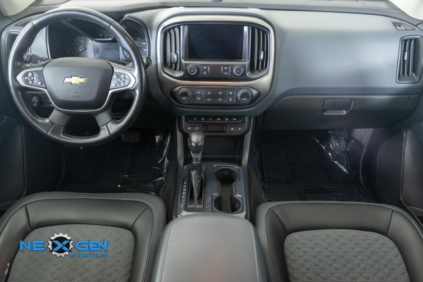 Used 2022 Chevrolet Colorado Z71 AWD/4WD image 4