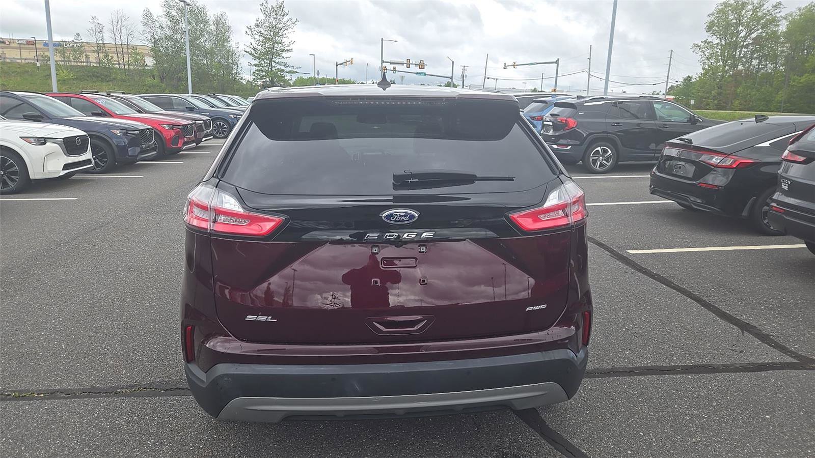 Used 2022 Ford Edge SEL w/ Convenience Package image 4