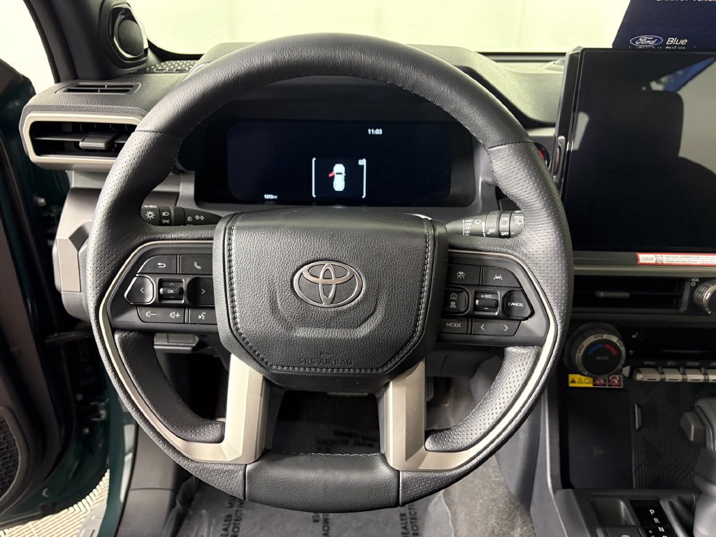 Used 2026 Toyota 4Runner TRD Off-Road Premium AWD/4WD image 15