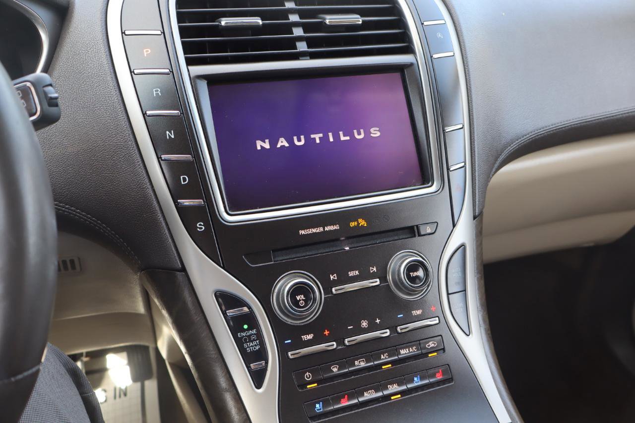 Used 2019 Lincoln Nautilus Reserve AWD/4WD image 11