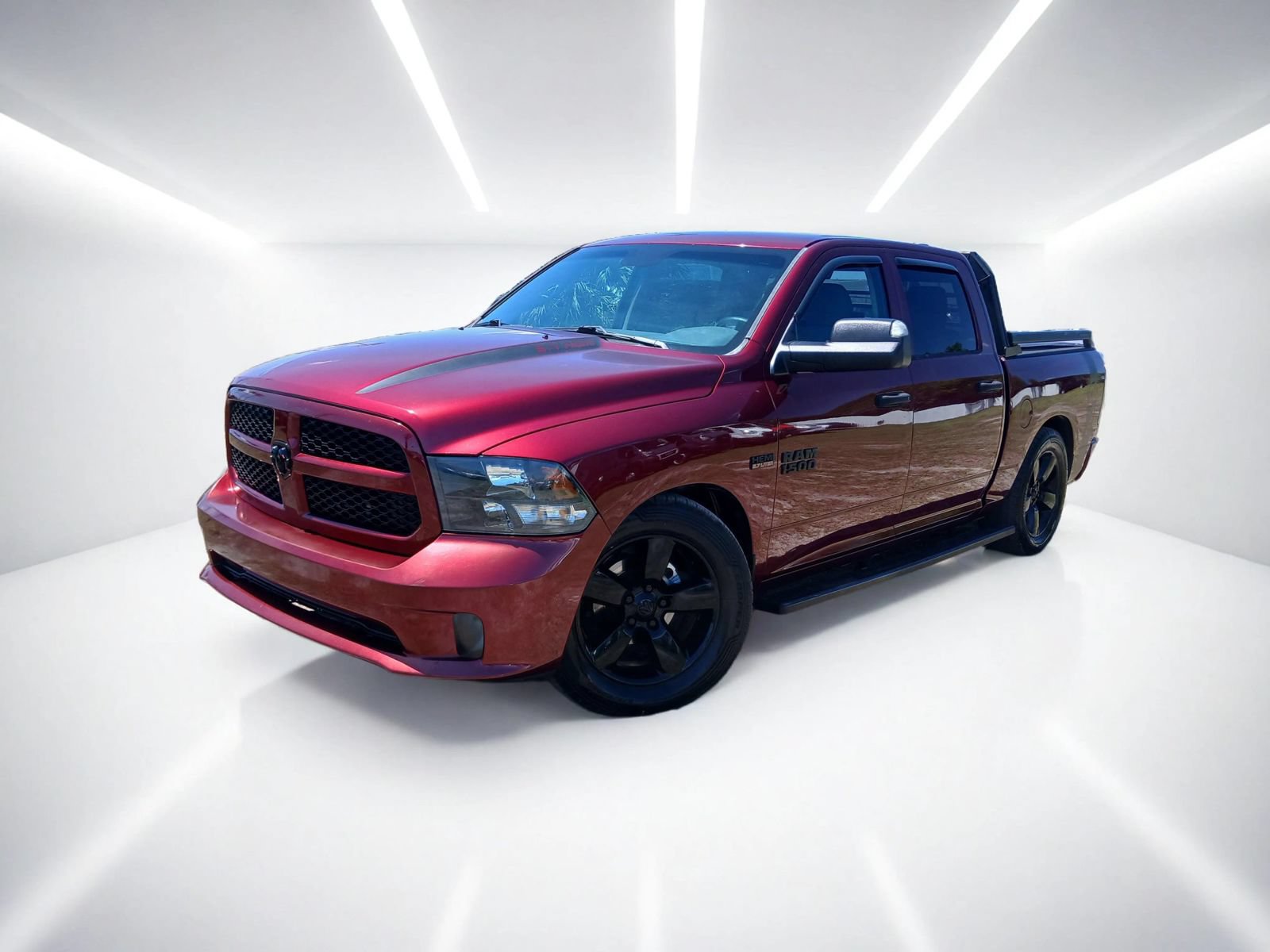 Used 2017 RAM 1500 Express w/ Express Value Package RWD image 2