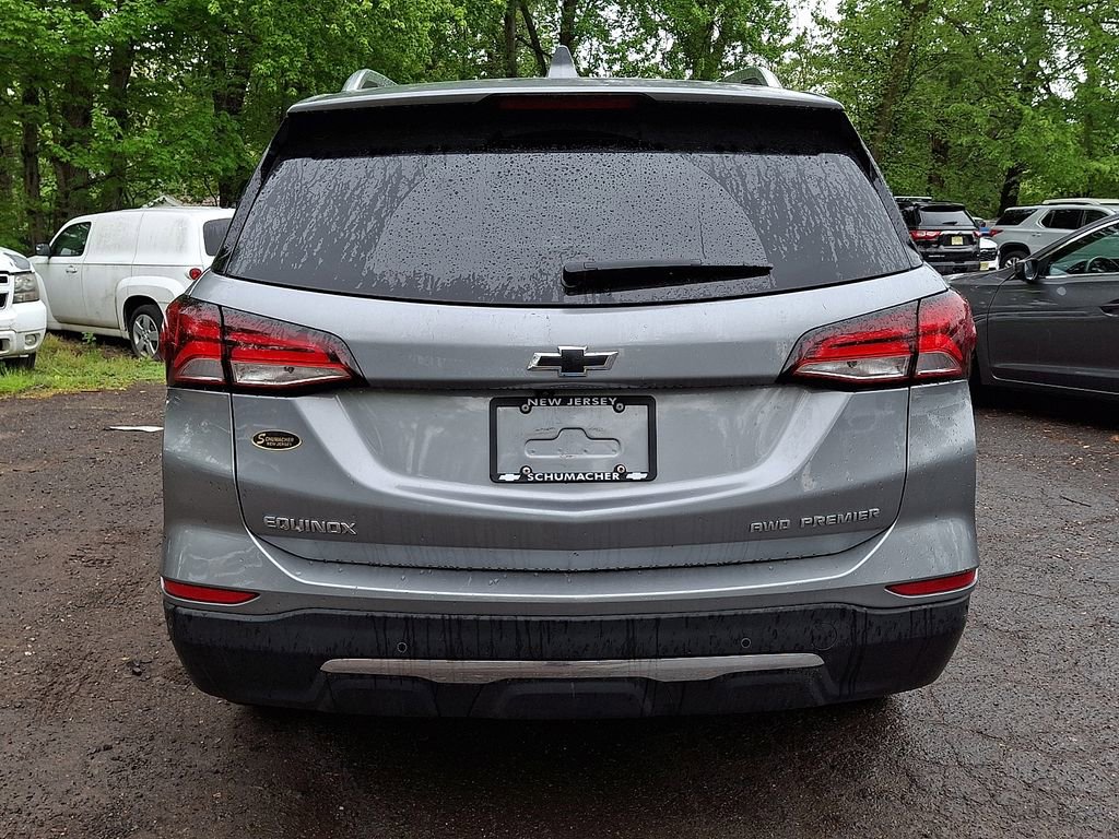 Used 2023 Chevrolet Equinox Premier AWD/4WD image 7