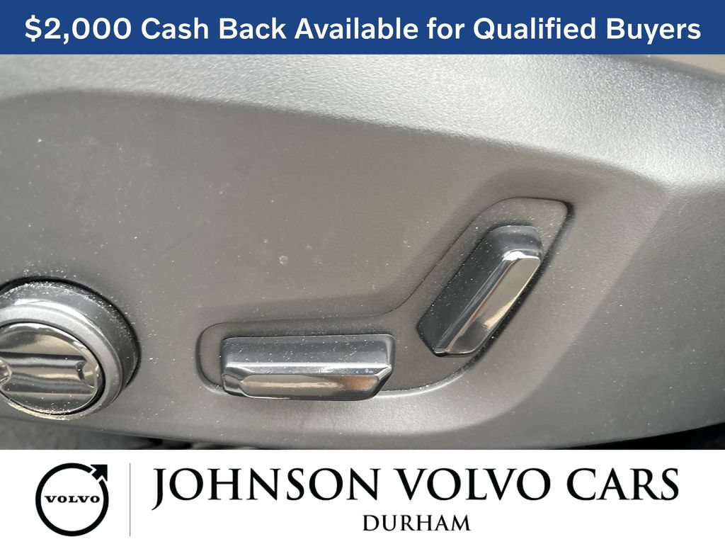 New 2026 Volvo XC60 B5 Plus w/ Protection Package Premier AWD/4WD image 14
