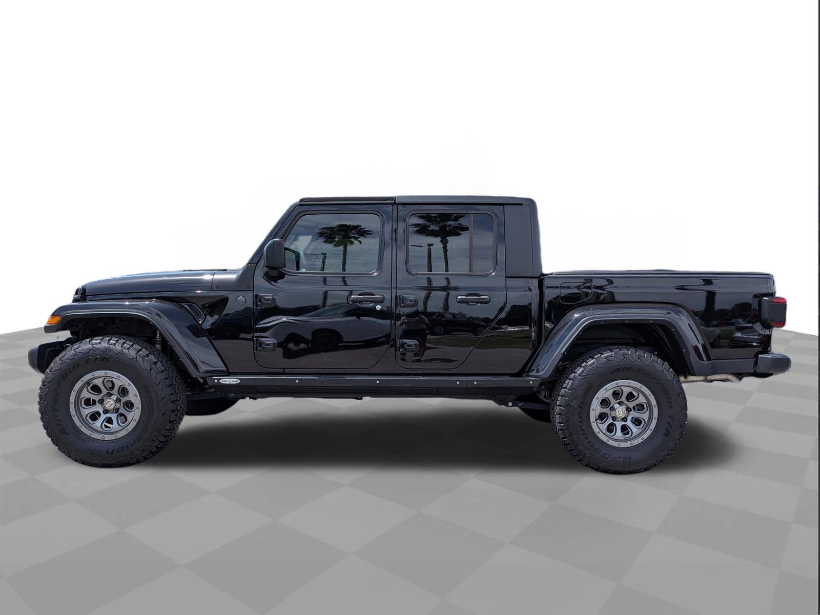 Used 2024 Jeep Gladiator Sport image 7