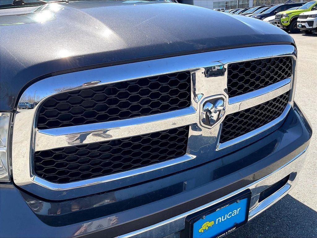 Used 2024 RAM 1500 Classic SLT AWD/4WD image 27