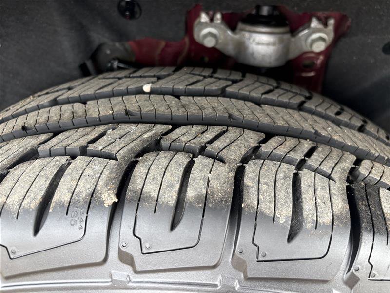 Used 2022 Ford Explorer XLT image 6