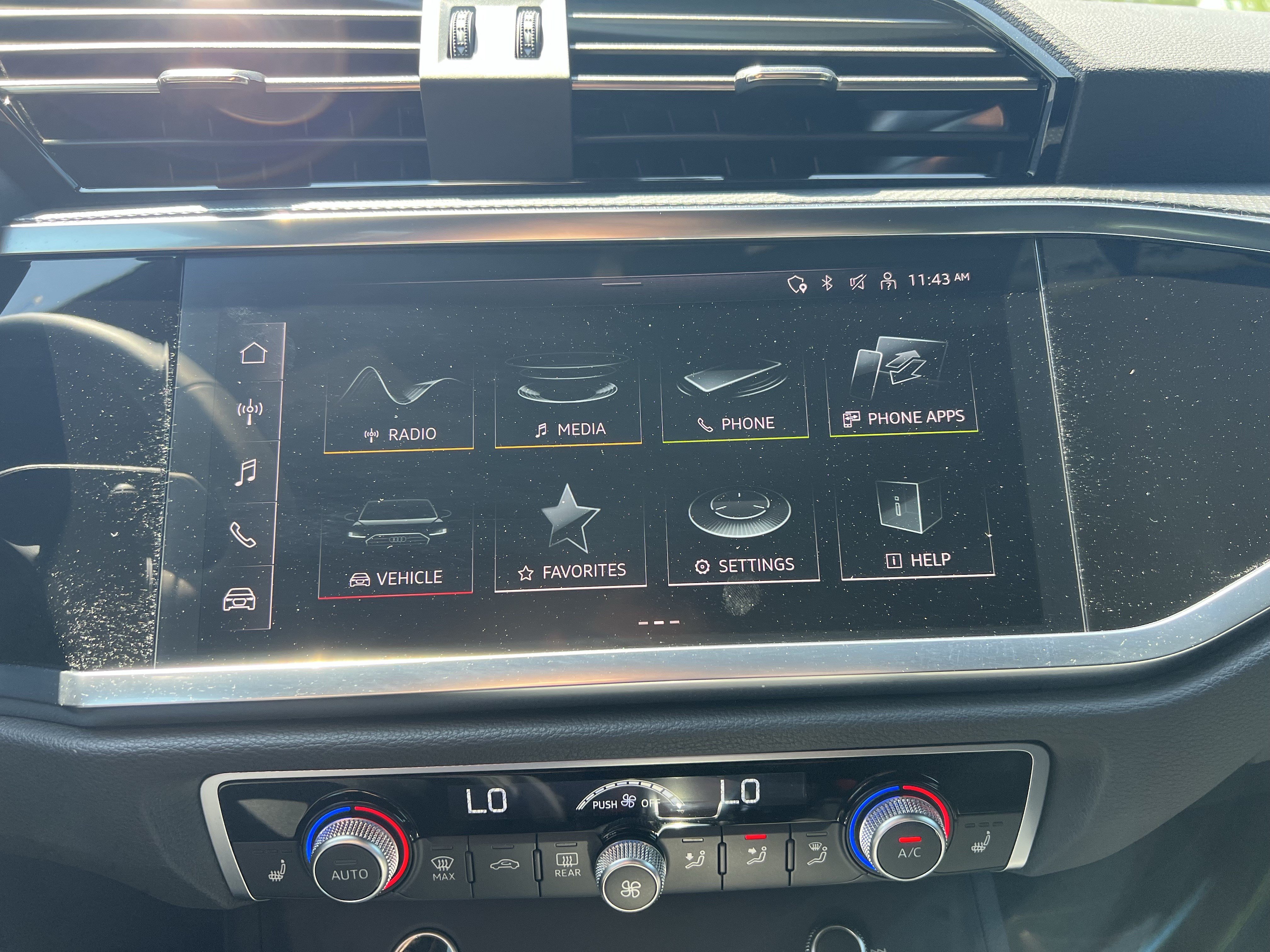 Certified 2025 Audi Q3 2.0T Premium AWD/4WD image 23