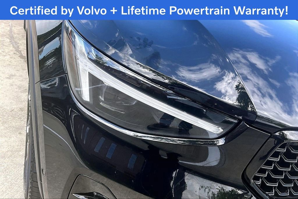 Certified 2026 Volvo XC40 B5 Plus AWD/4WD image 41