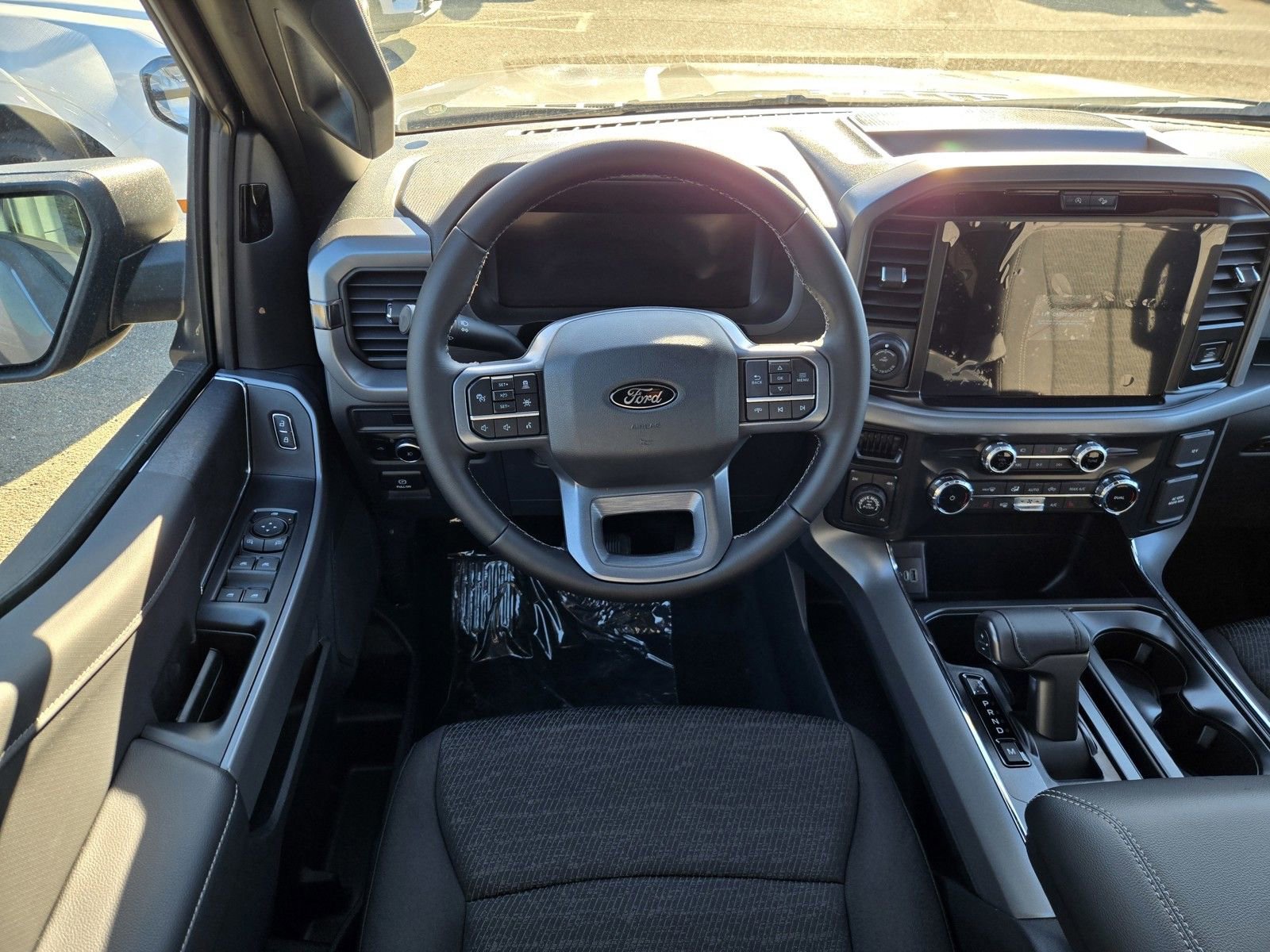 New 2026 Ford F150 XLT w/ Equipment Group 302A MID image 7