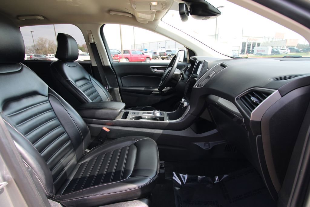 Used 2024 Ford Edge SEL image 8