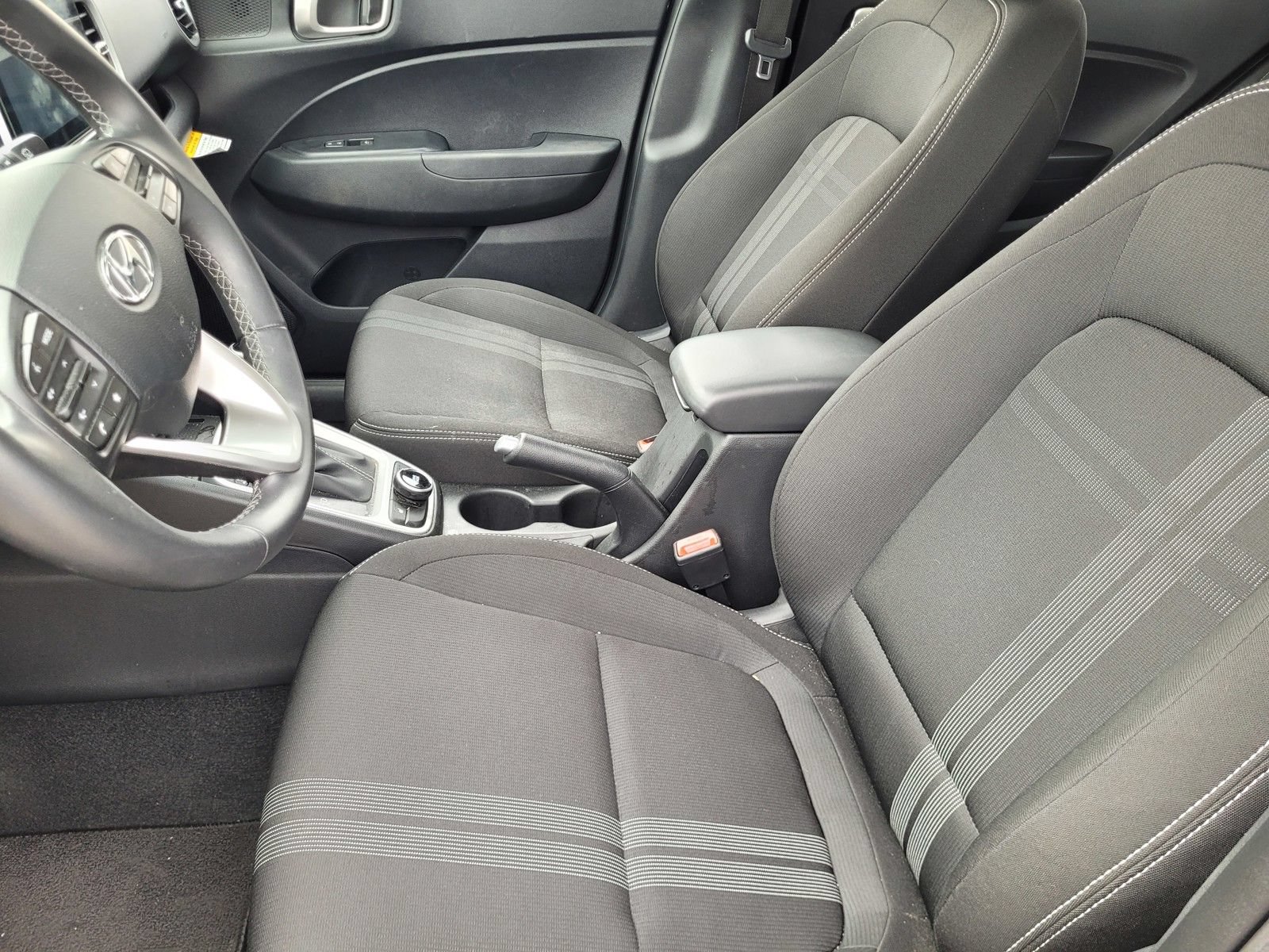 Certified 2026 Hyundai Venue SEL FWD image 20