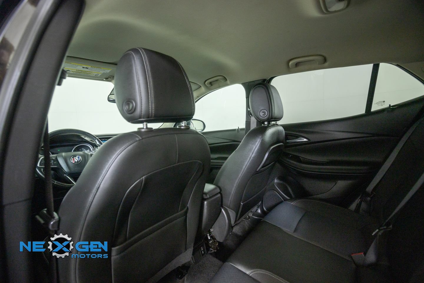 Used 2022 Buick Encore GX Preferred w/ Cold Weather Comfort Package AWD/4WD image 26