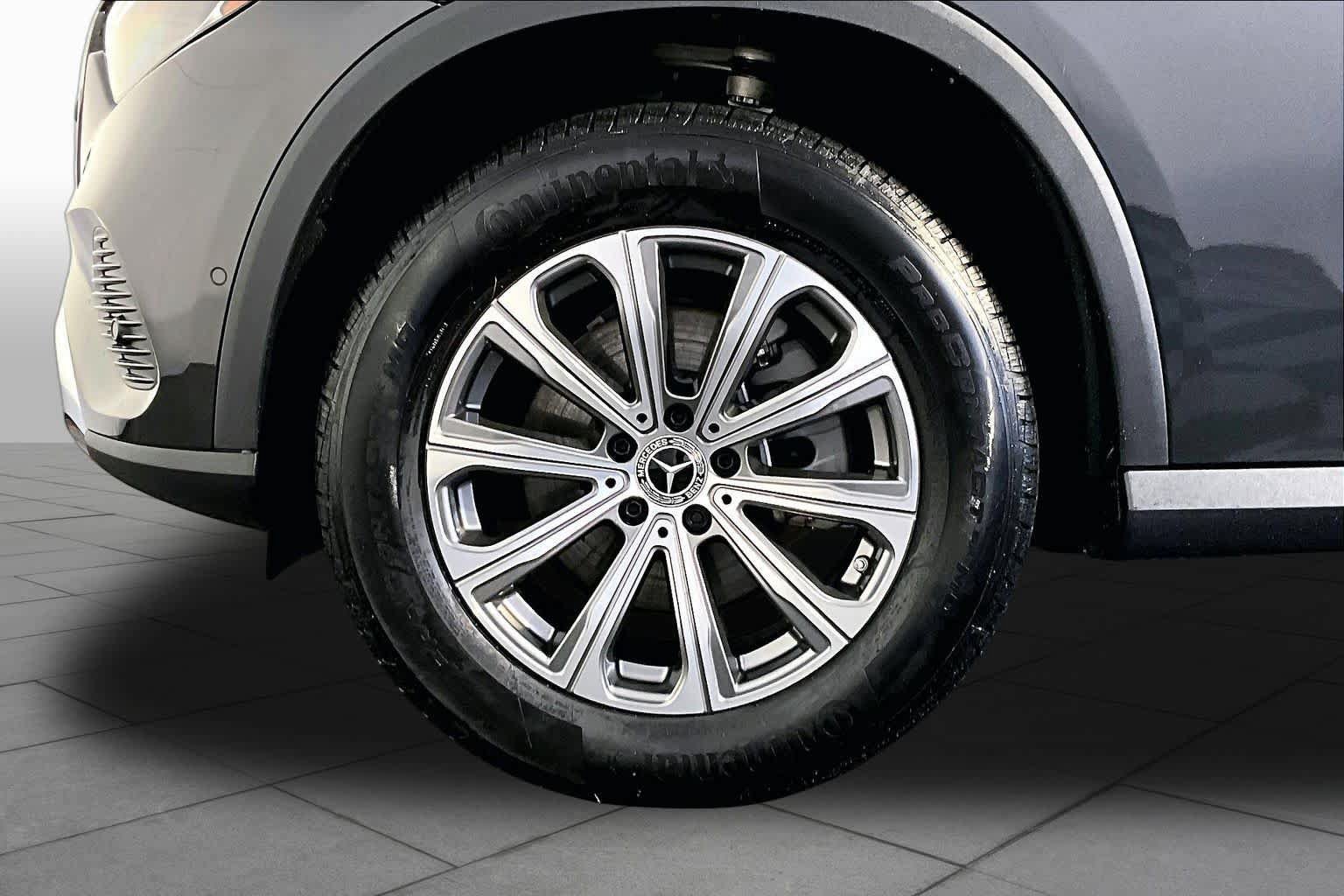 Certified 2026 Mercedes-Benz GLC 300 4MATIC image 11