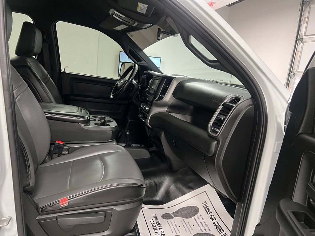 Used 2022 RAM 2500 Tradesman w/ Chrome Appearance Group image 54