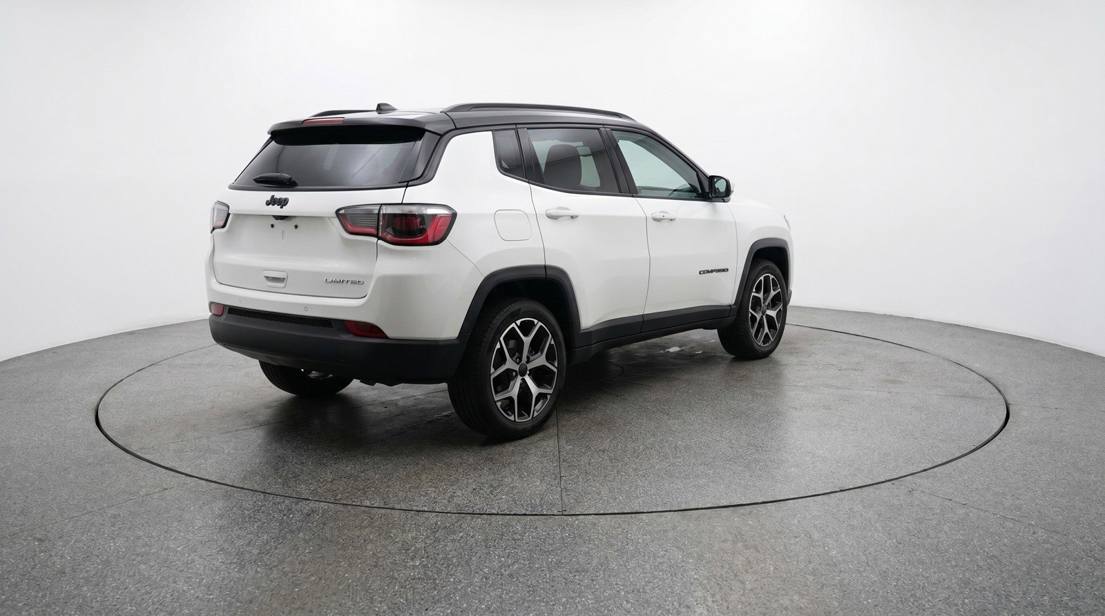 Used 2025 Jeep Compass Limited AWD/4WD image 9