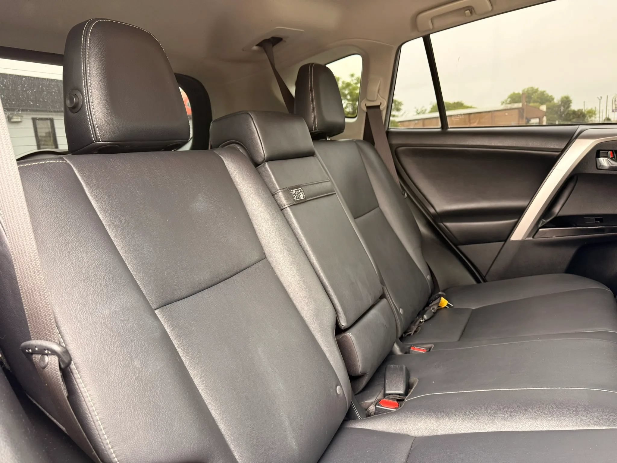 Used 2017 Toyota RAV4 Limited w/ Advanced Technology Package AWD/4WD image 20
