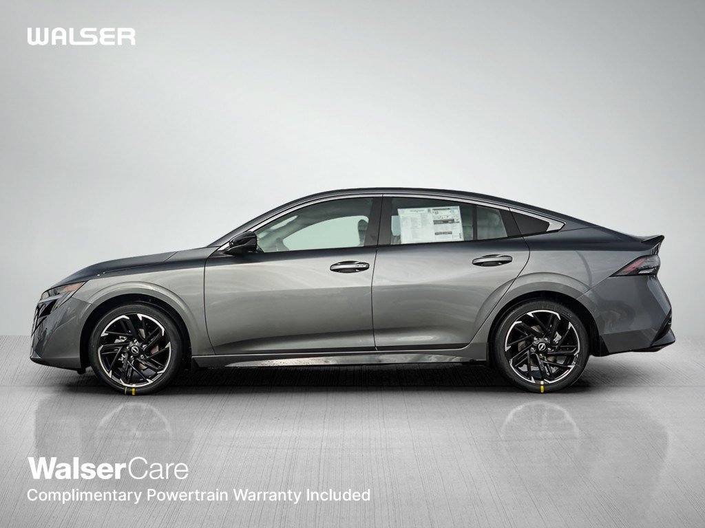 New 2026 Nissan Sentra SR w/ SR Premium Package FWD image 4