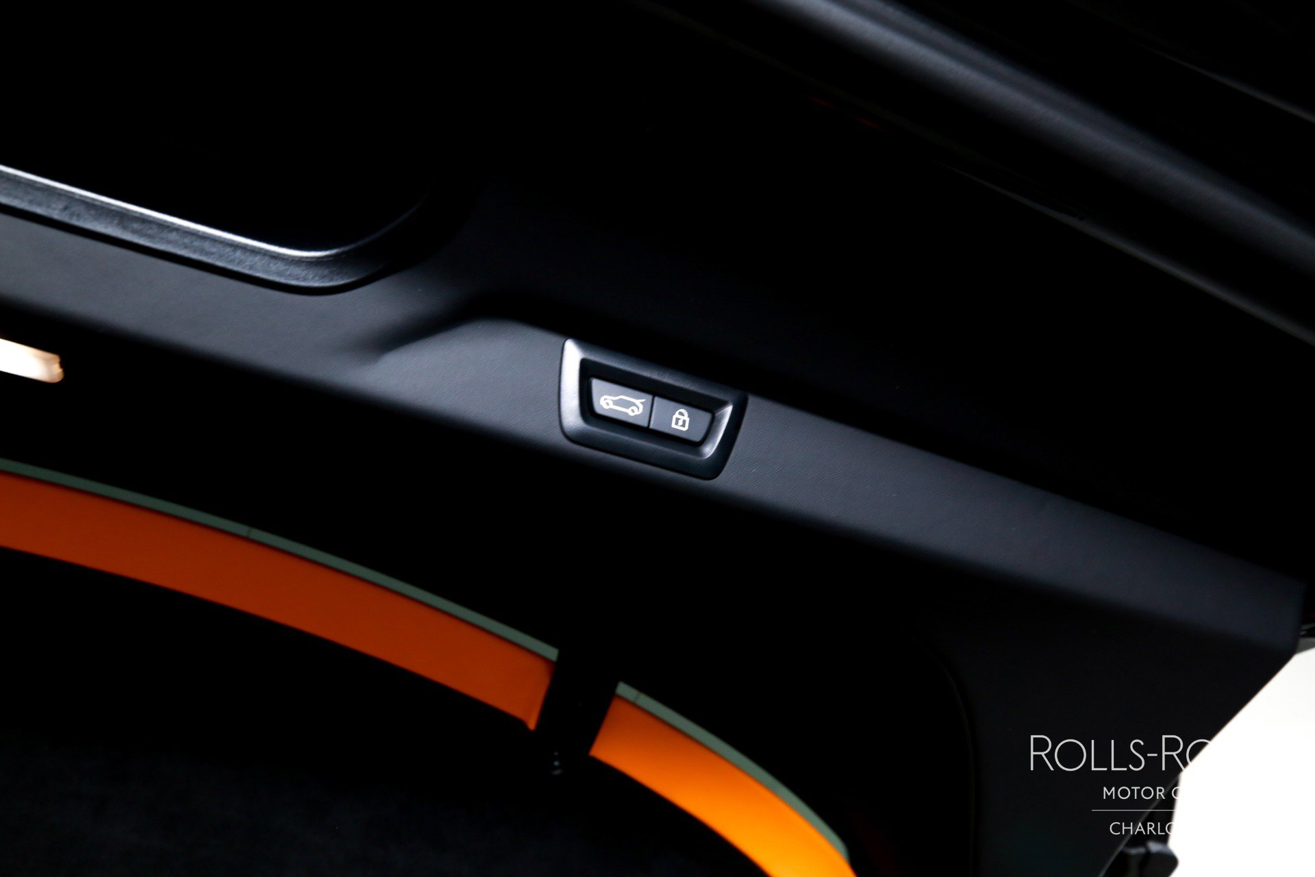 New 2026 Rolls-Royce Cullinan Black Badge image 28