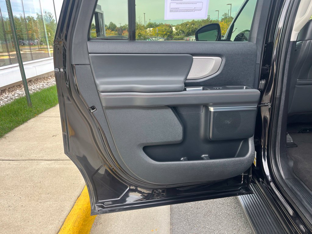 Certified 2025 Ford Expedition Max Active AWD/4WD image 18