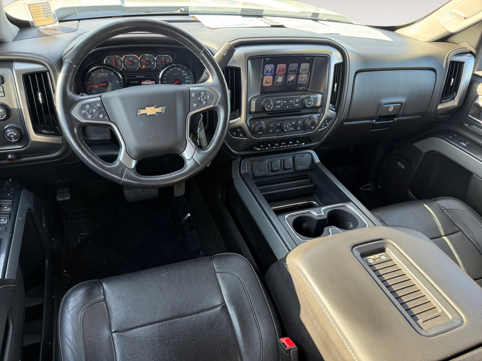 Used 2017 Chevrolet Silverado 1500 LTZ Z71 w/ LTZ Plus Package AWD/4WD image 15