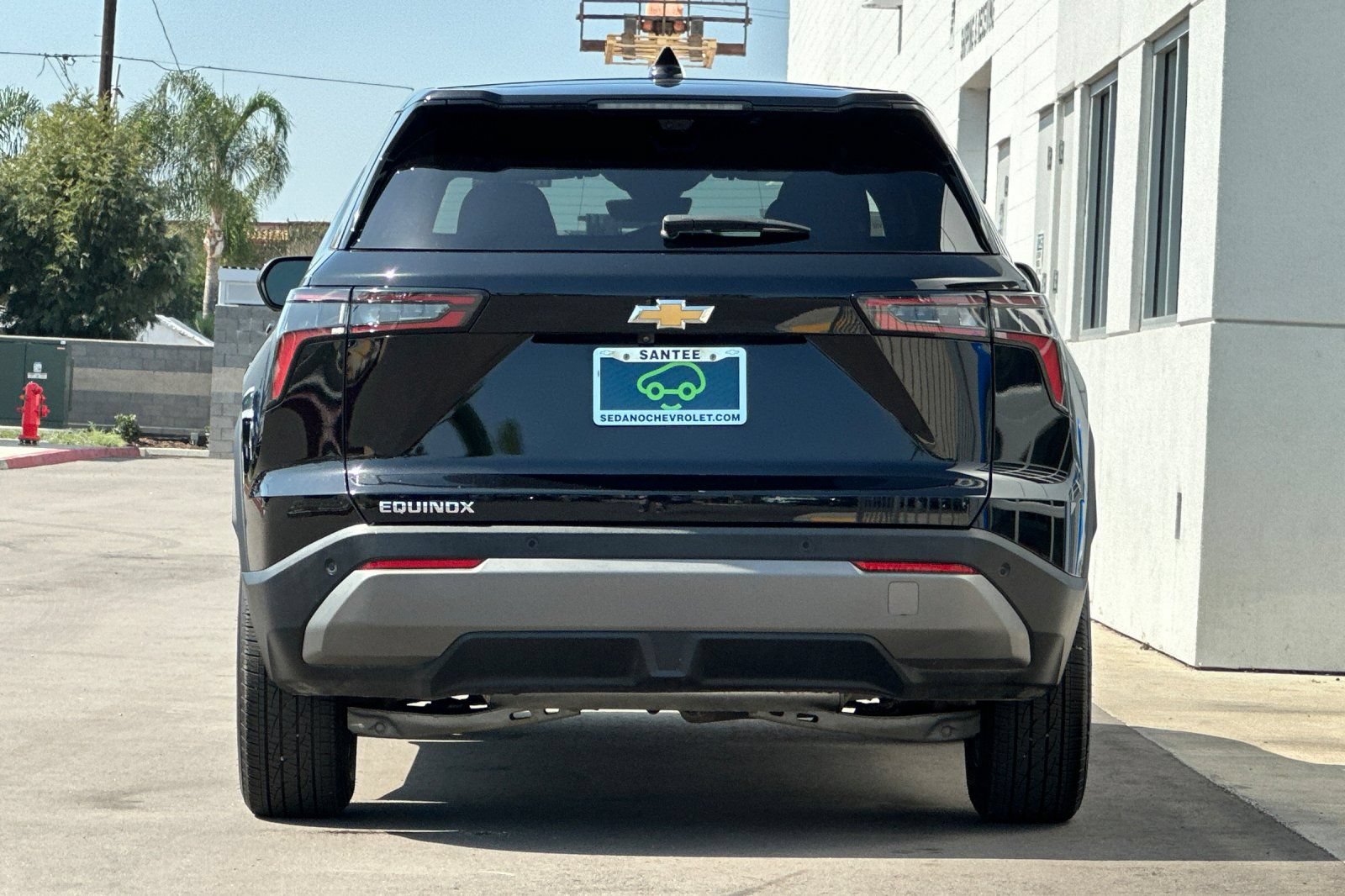 Used 2025 Chevrolet Equinox LT w/ Safety and Technology Package FWD image 5