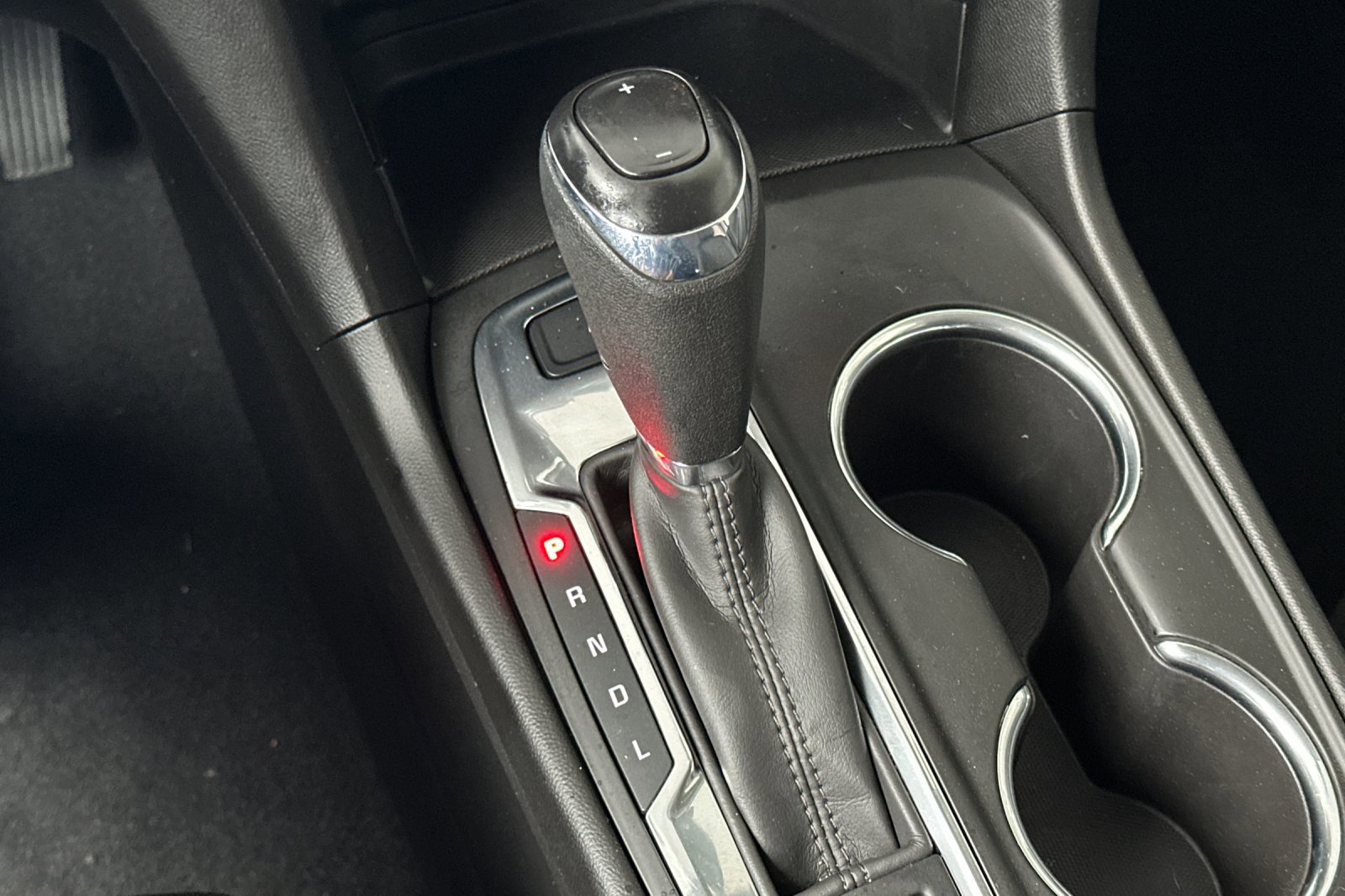 Used 2020 Chevrolet Equinox LT w/ LPO, Floor Liner Package image 21