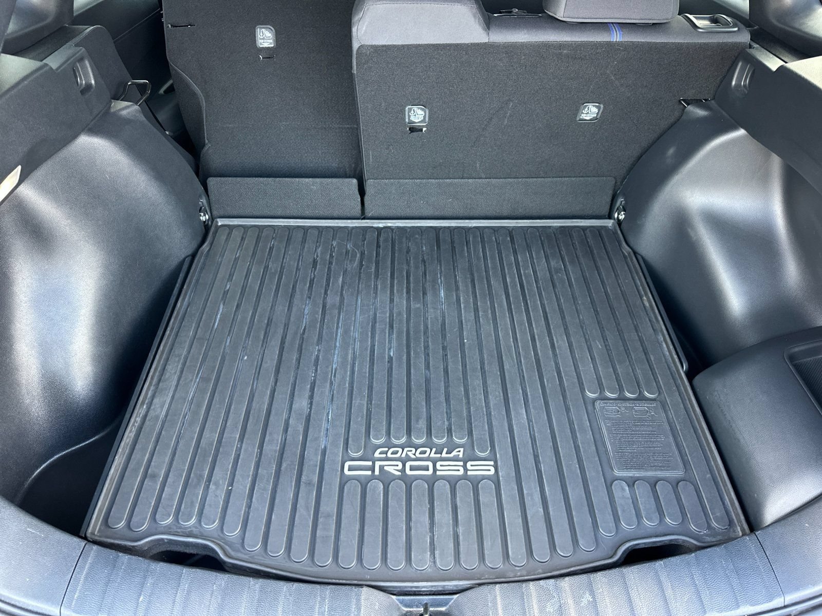 Used 2024 Toyota Corolla Cross AWD Hybrid image 14