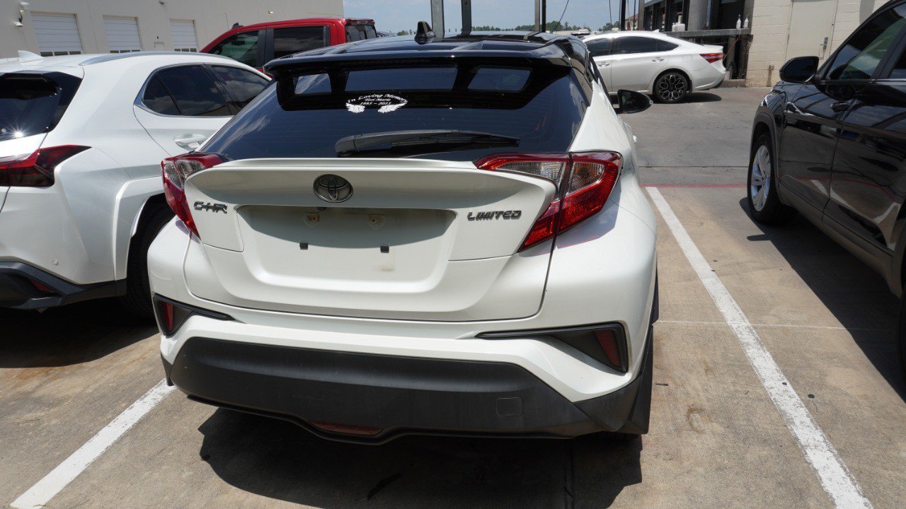 Used 2020 Toyota C-HR Limited FWD image 6